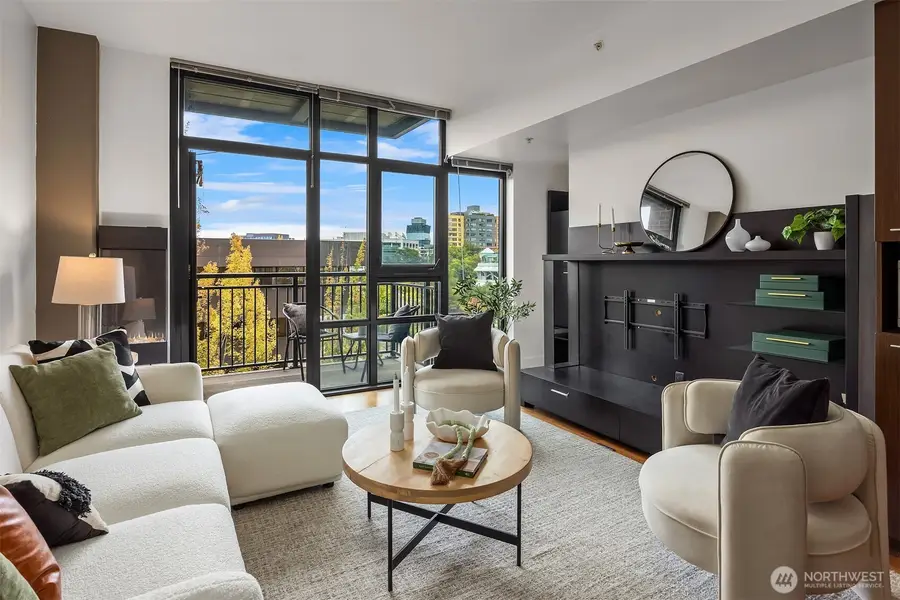 2911 2nd Avenue #704, Seattle, WA 98121 - #3
