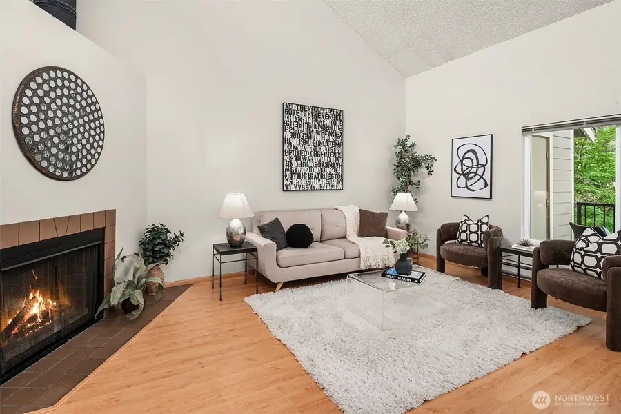 19853 25th Avenue Ne #312, Shoreline, WA 98155 - #2