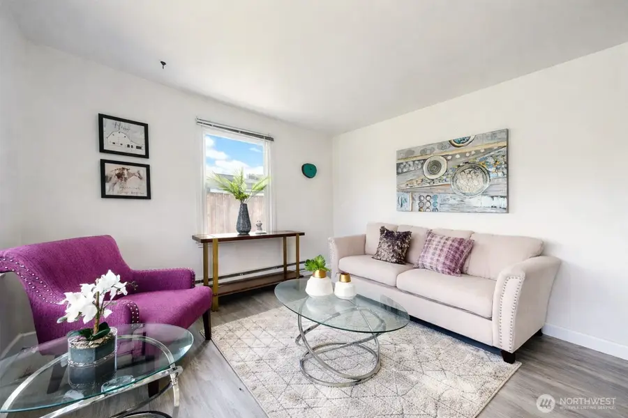 2517 2519 E Pike St, Seattle, WA 98122 - #2