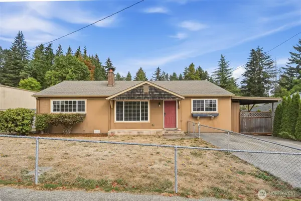 1930 NE Virginia Street, Bremerton, WA 98310