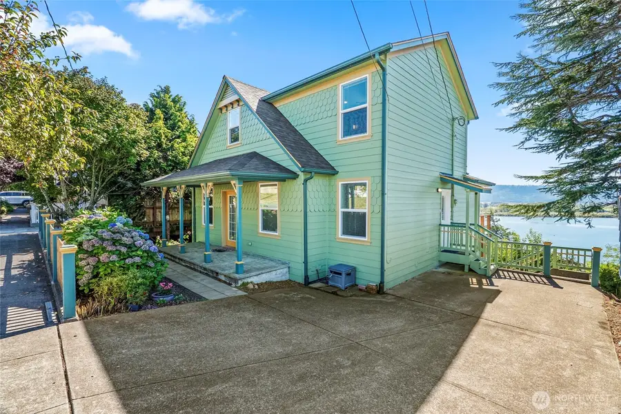 330 Columbia Street, Cathlamet, WA 98612 - #2