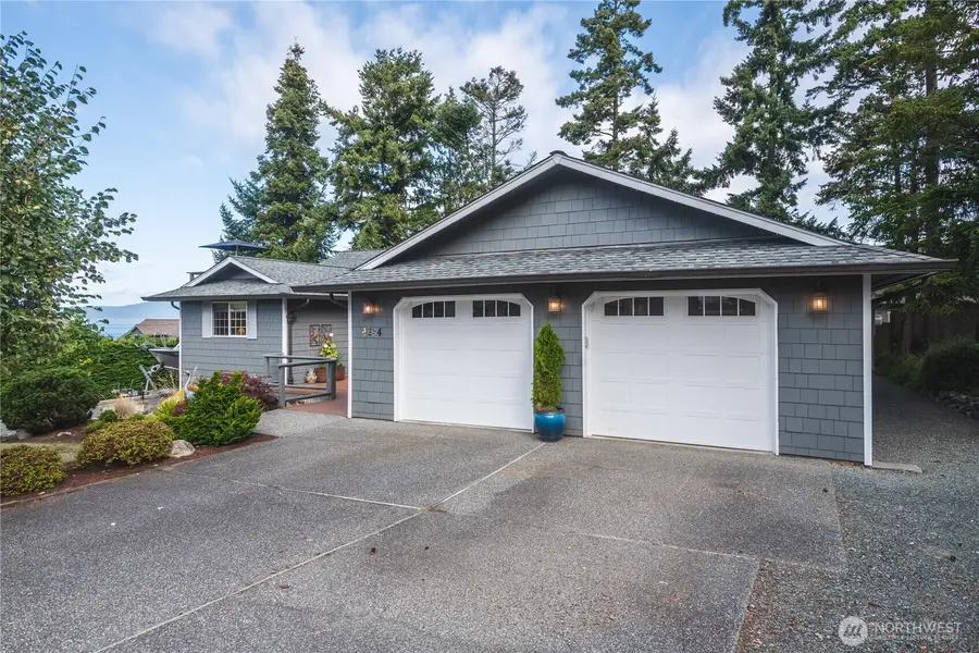 4304 Whidbey Court, Anacortes, WA 98221 - #2