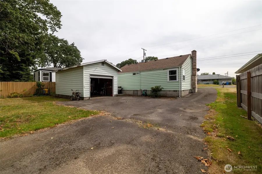 1424 Kelly Avenue Sw, Chehalis, WA 98532 - #3