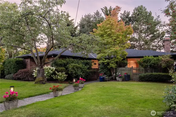 1805 NW 95th Street, Seattle, WA 98117