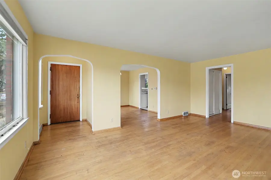 3914 13th Avenue S, Seattle, WA 98108 - #3