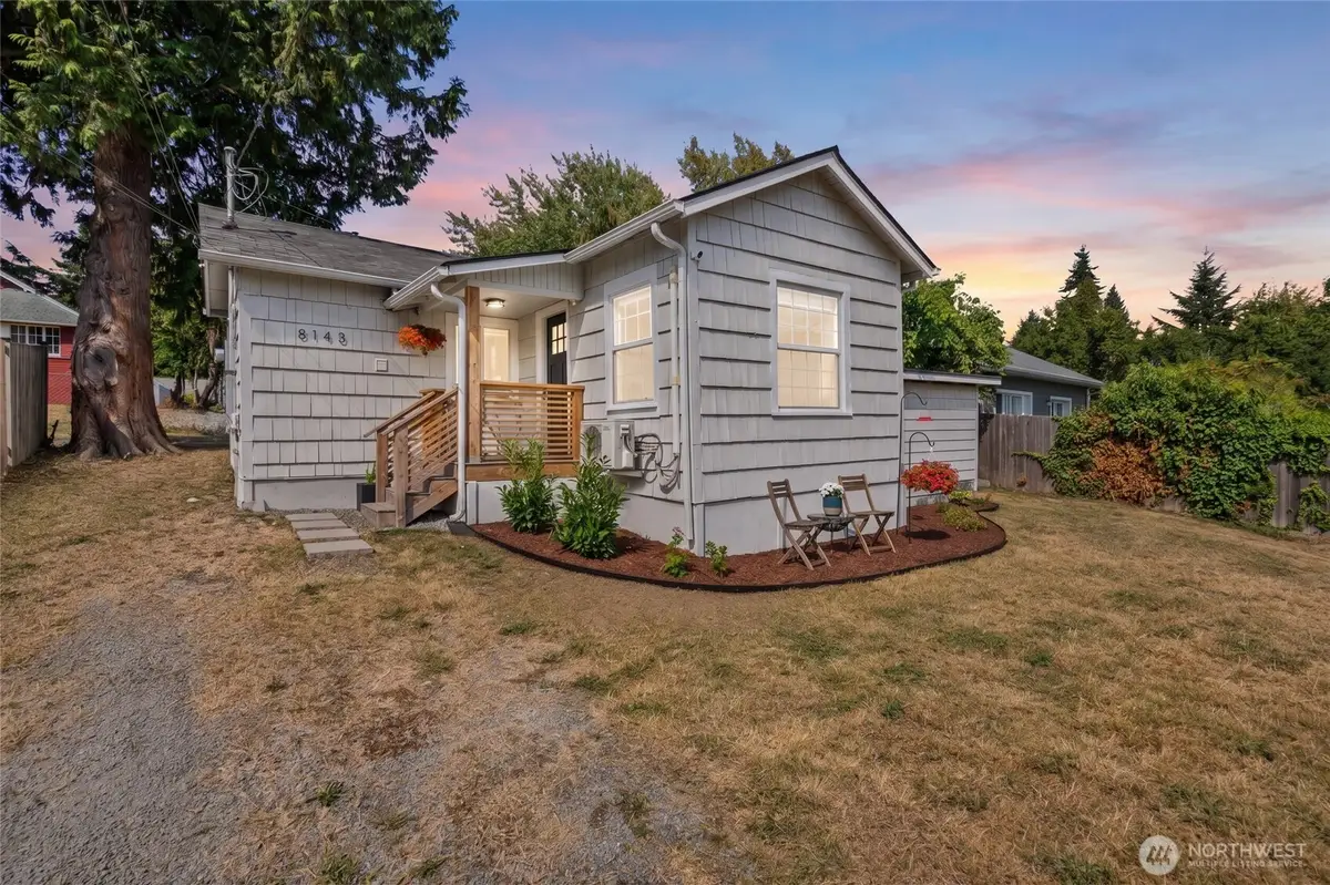 8143 10th Avenue Sw, Seattle, WA 98106 - #1