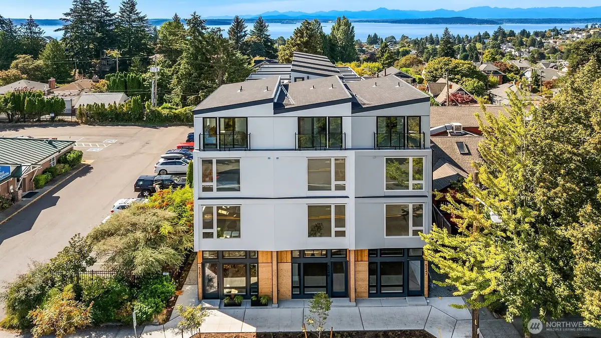5251 California Avenue Sw, Seattle, WA 98136 - #1