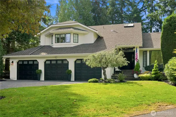 2423 222nd Avenue Ne, Sammamish, WA 98074