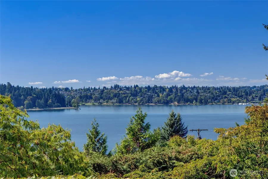 4140 Boulevard Place, Mercer Island, WA 98040 - #3
