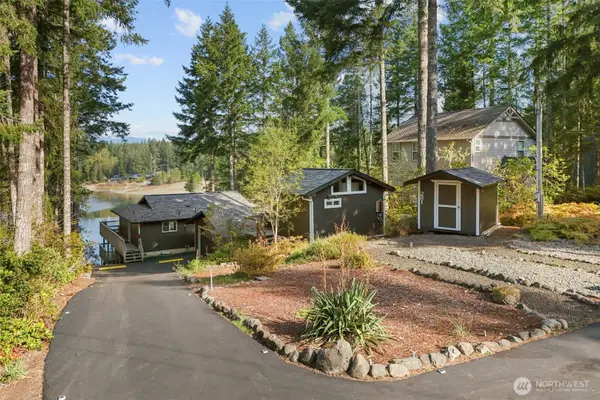 281 NE Lakeshore Drive S, Belfair, WA 98588