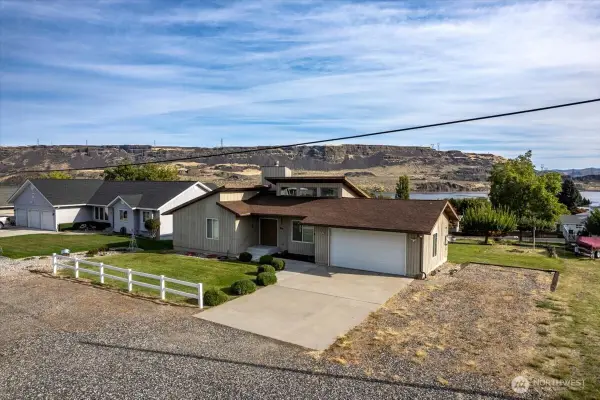 32 Electric Boulevard, Electric City, WA 99123