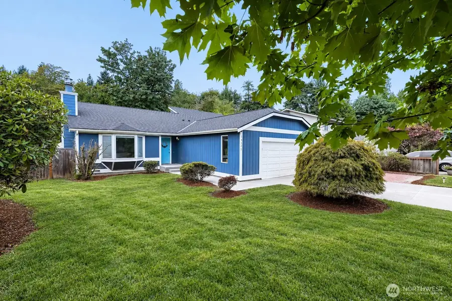 14325 102 Avenue Ne, Kirkland, WA 98034 - #2