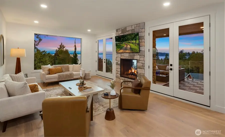 7126 Picnic Place, Edmonds, WA 98026 - #3