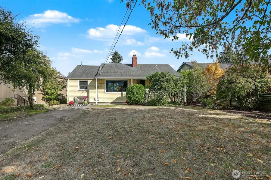 3046 24th Avenue W, Seattle, WA 98199 - #2
