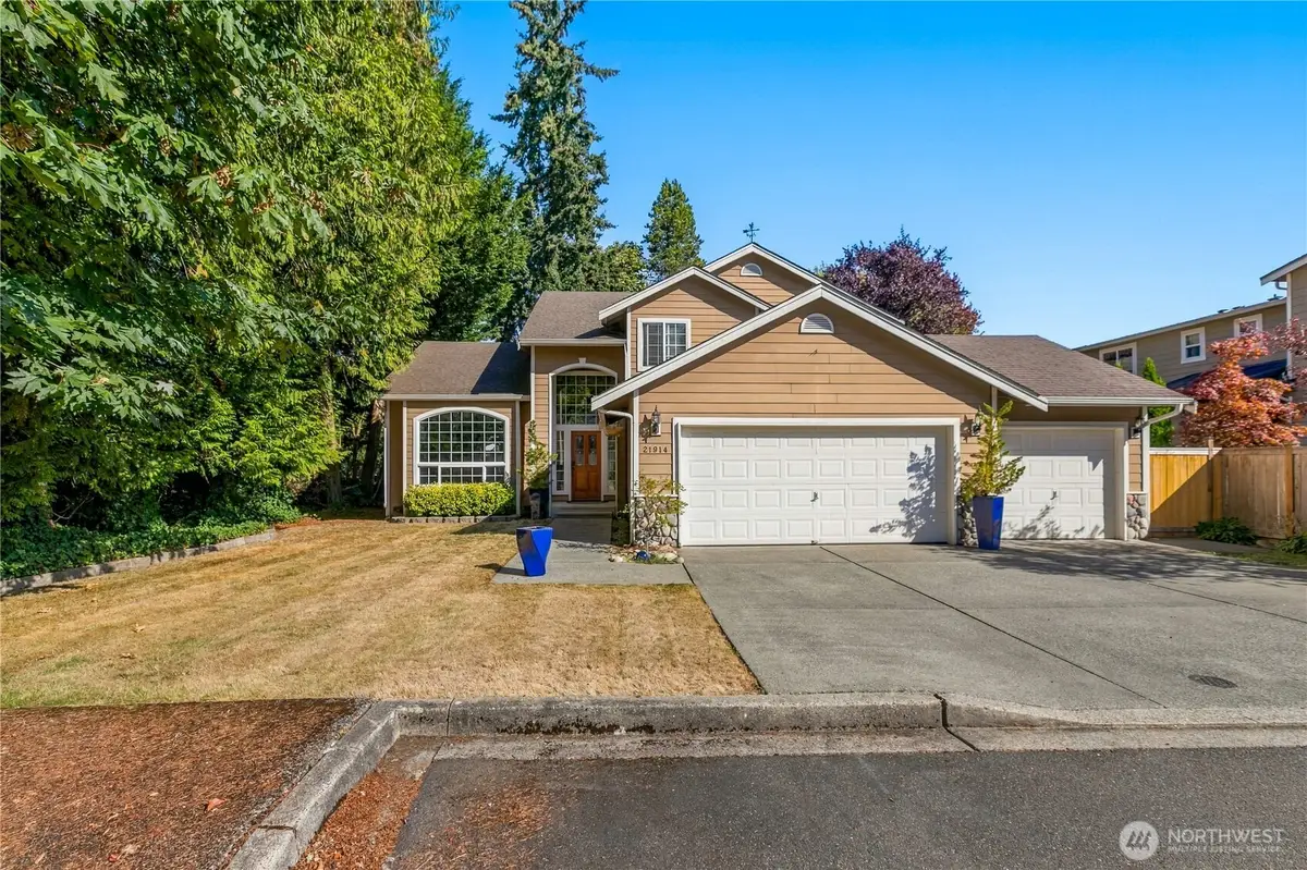 21914 48th Avenue W, Mountlake Terrace, WA 98043 - #1