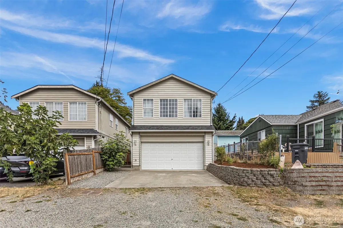 12230 2nd Avenue Sw, Seattle, WA 98146 - #1
