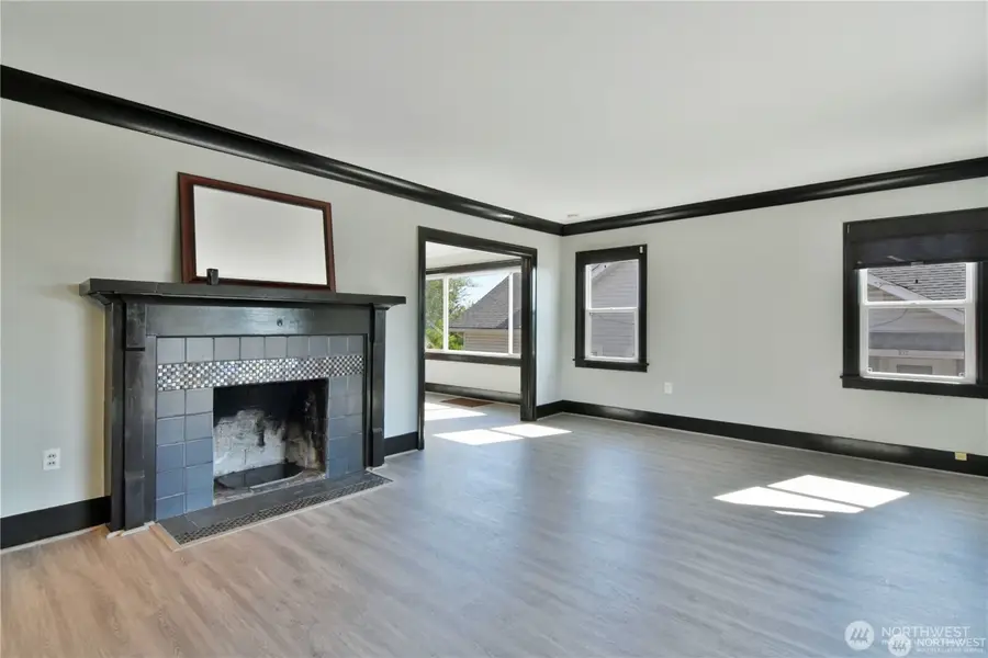 328 NE 52nd Street, Seattle, WA 98105 - #3