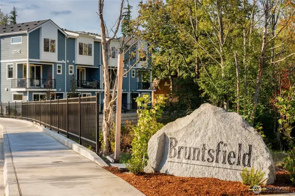 14424 Madison Way #J5, Lynnwood, WA 98087
