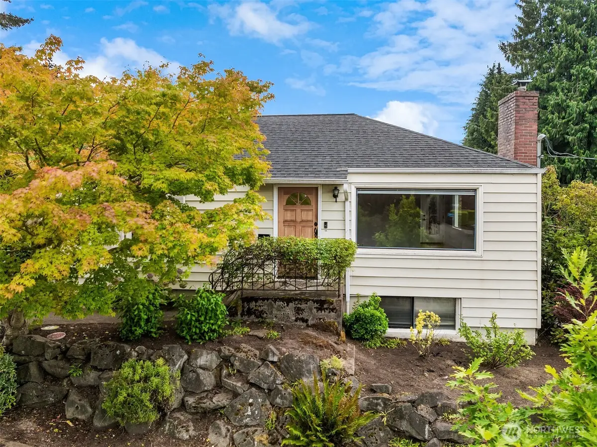 2909 W Smith Street, Seattle, WA 98199 - #1
