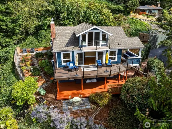 2704 SW 152nd Place, Burien, WA 98166