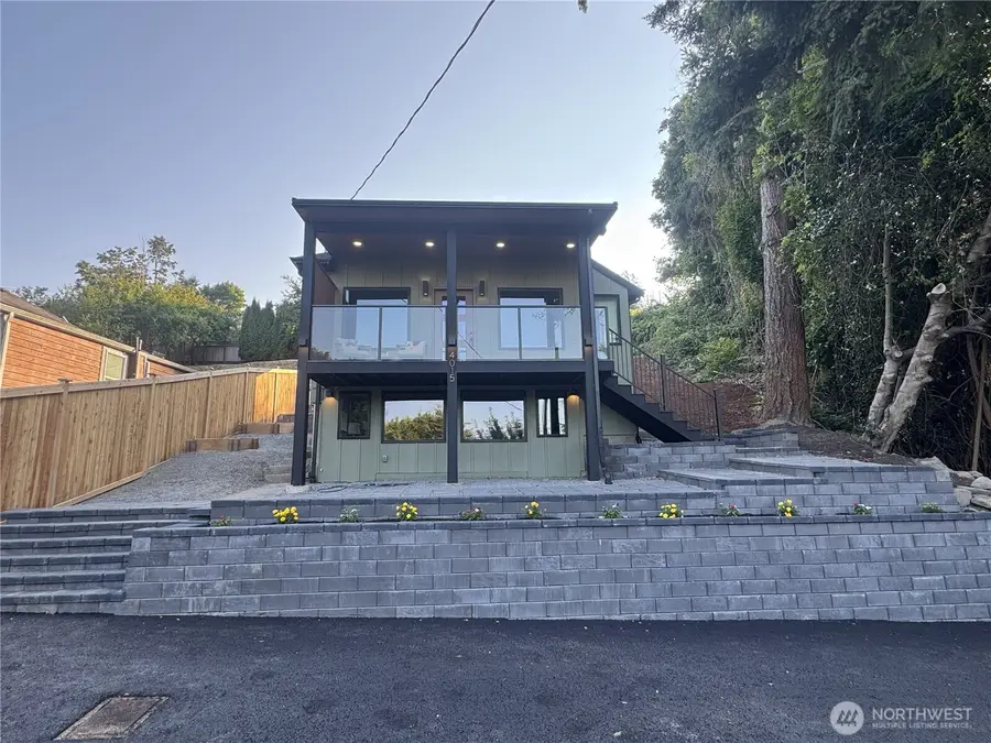 4015 Burton Place W, Seattle, WA 98199 - #2