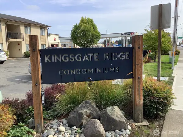 12525 NE 145th Street #F114, Kirkland, WA 98034