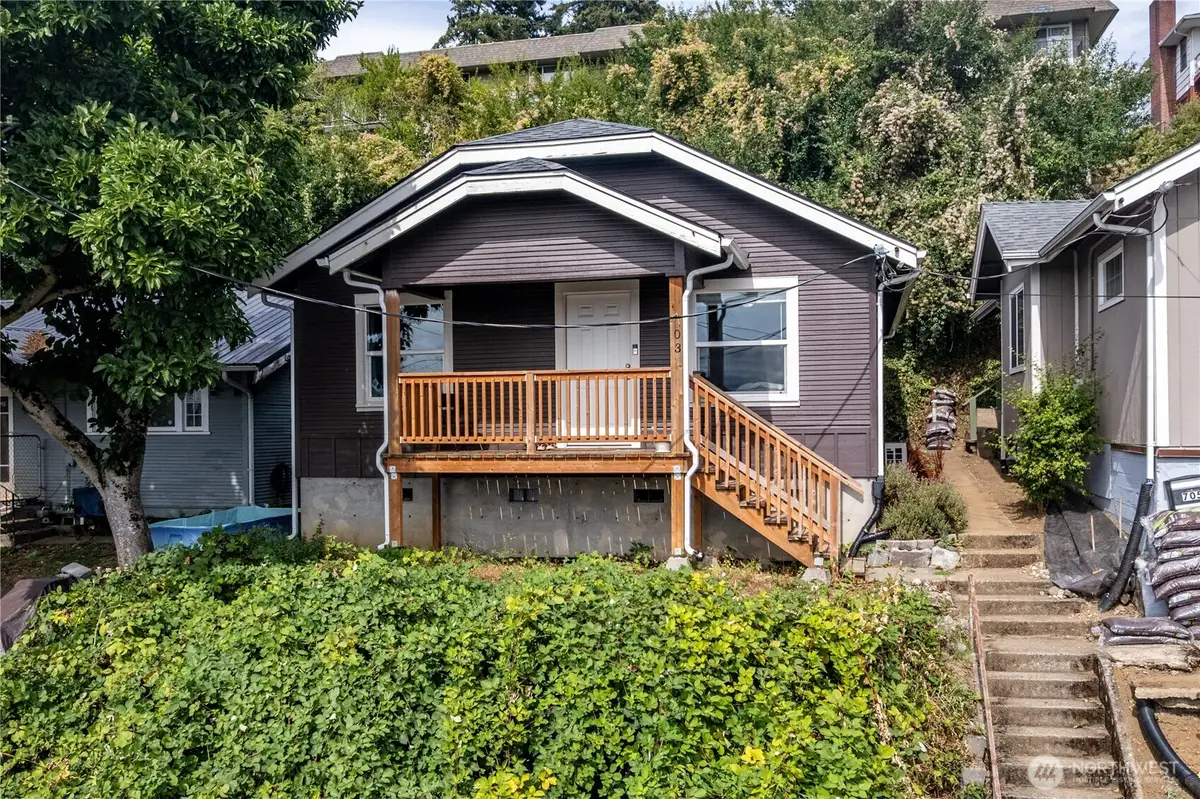 703 Allen Street, Kelso, WA 98626 - #1