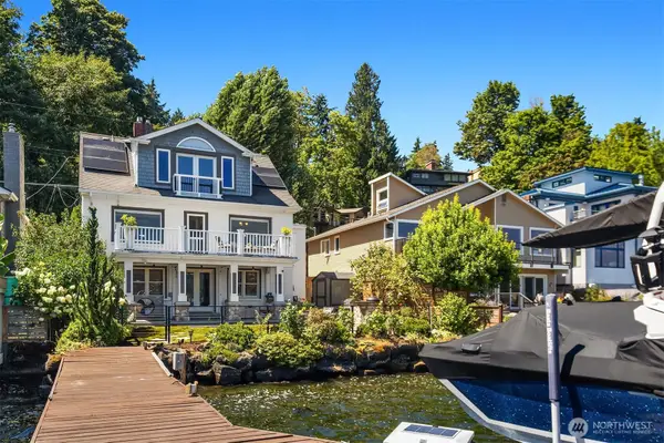 11754 Riviera Place Ne, Seattle, WA 98125