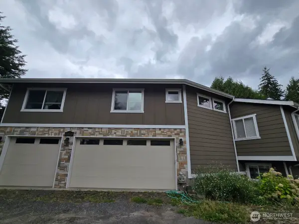 22820 Brier Road, Brier, WA 98036
