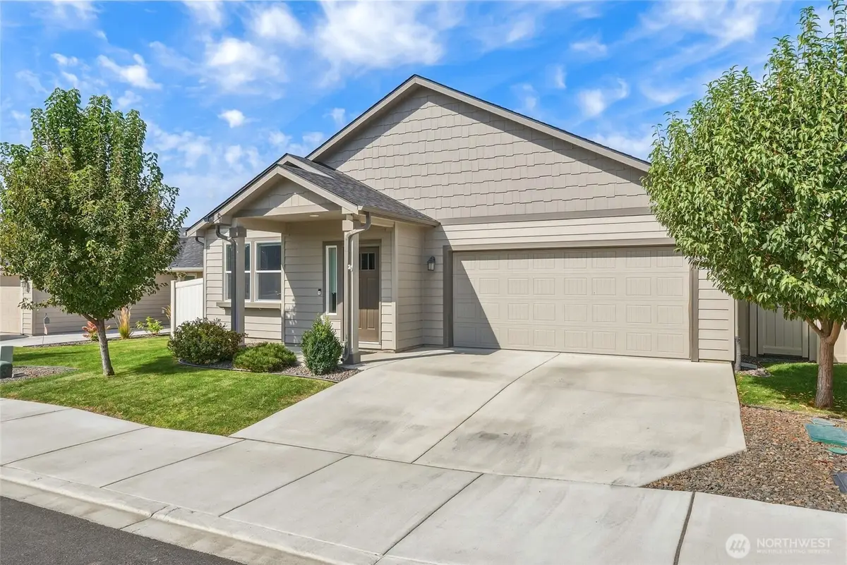 1172 SW Julia Street, College Place, WA 99324 - #1
