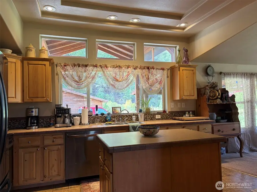 255 Lambert Creek Road, Republic, WA 99166 - #2