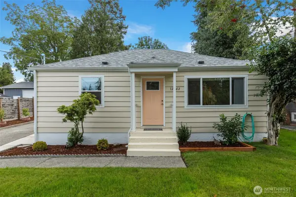 12262 20th Avenue S, Seattle, WA 98168