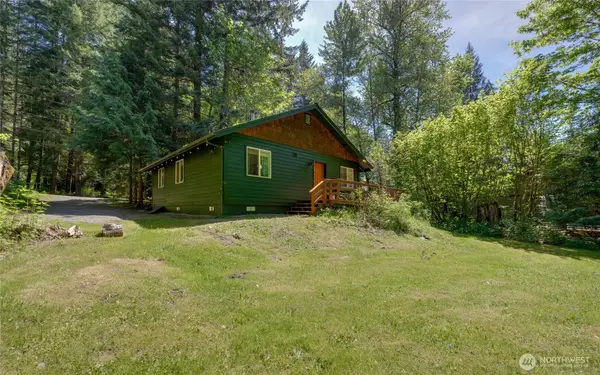 7537 Canyon View Drive, Glacier, WA 98244