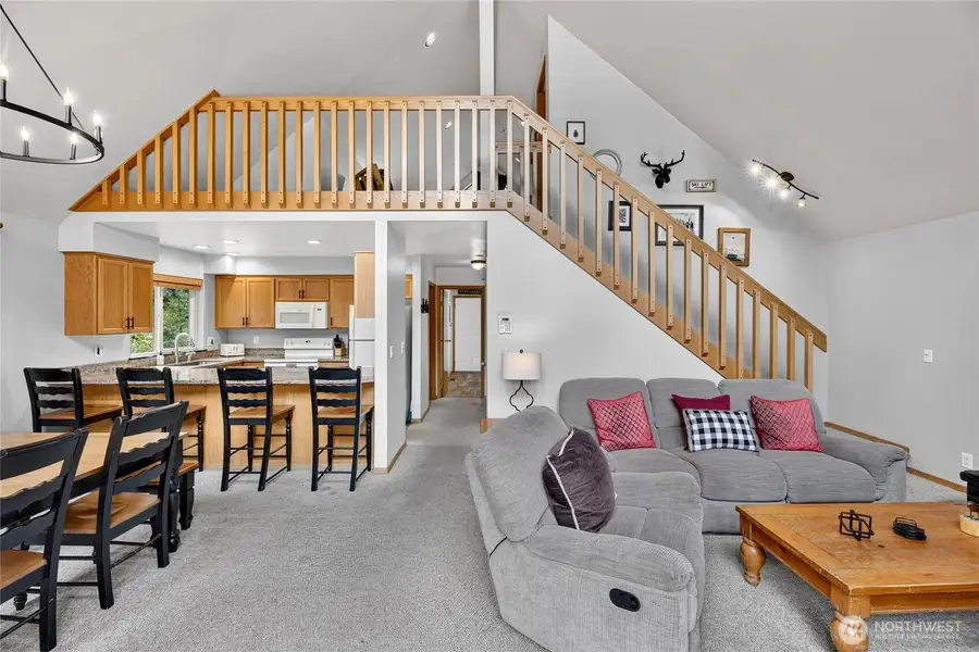 1051 Yellowstone, Snoqualmie Pass, WA 98068 - #2