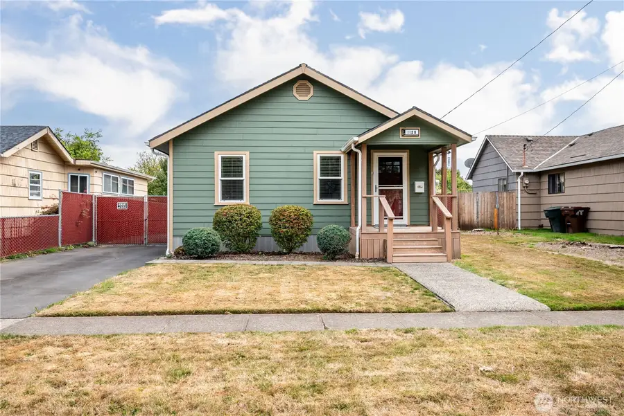1128 9th Avenue, Longview, WA 98632 - #2