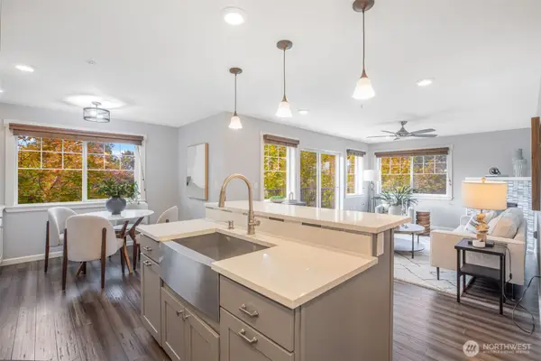 107 20th #401, Seattle, WA 98122
