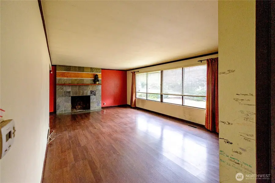 20241 20th Place Ne, Shoreline, WA 98155 - #2