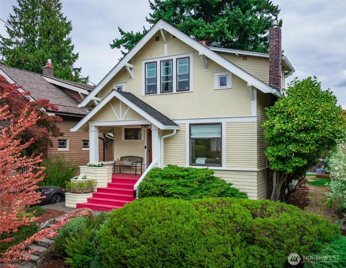2428 5th Avenue W, Seattle, WA 98119 - #1