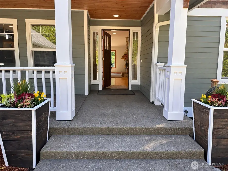 48 E Olympic Palisades Dr, Belfair, WA 98528 - #3