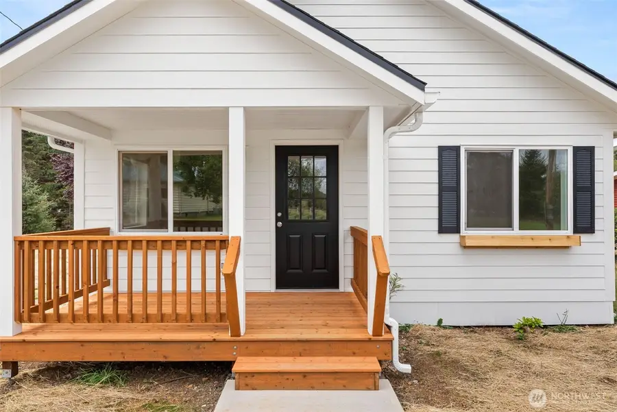 860 Ludington Avenue, Raymond, WA 98577 - #2