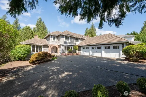 14017 205th Avenue Ne, Woodinville, WA 98077