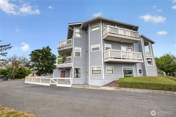651 SE Bayshore Drive #A101, Oak Harbor, WA 98277