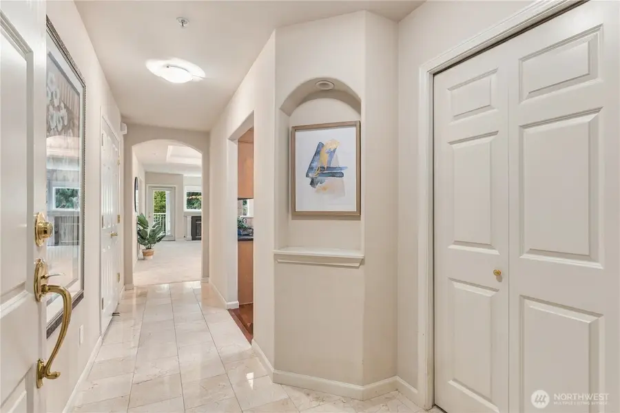 4535 Providence Point Place Se #102, Issaquah, WA 98029 - #3
