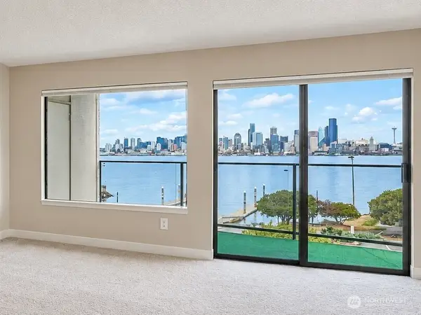 1301 Harbor Ave Sw #308, Seattle, WA 98116