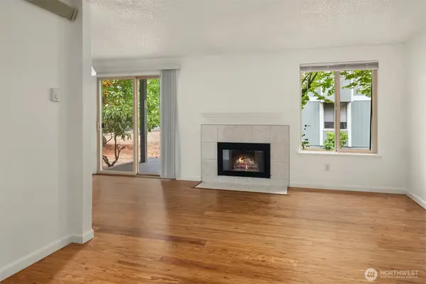 105 S 340th Street #A, Federal Way, WA 98003