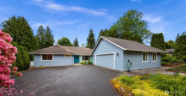 8120 Kitamat Way, Blaine, WA 98230