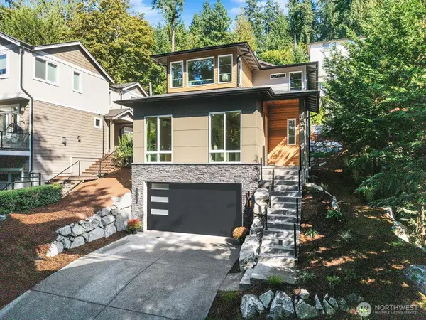1072 205th Avenue Ne, Sammamish, WA 98074
