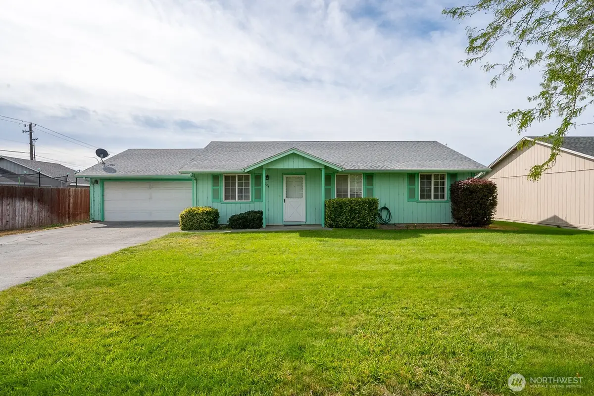 1204 E Hayden Drive, Moses Lake, WA 98837 - #1