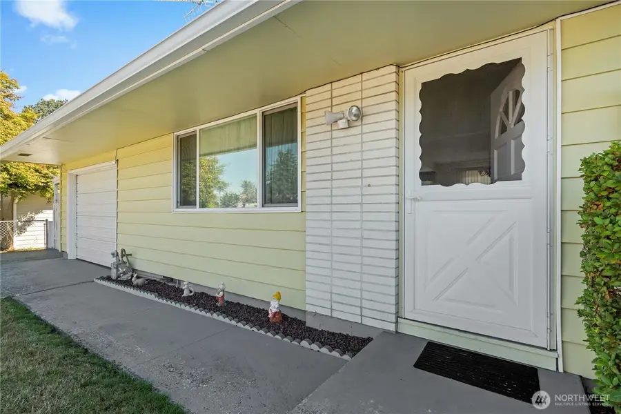 19421 Aurora Drive E, Spanaway, WA 98387 - #2