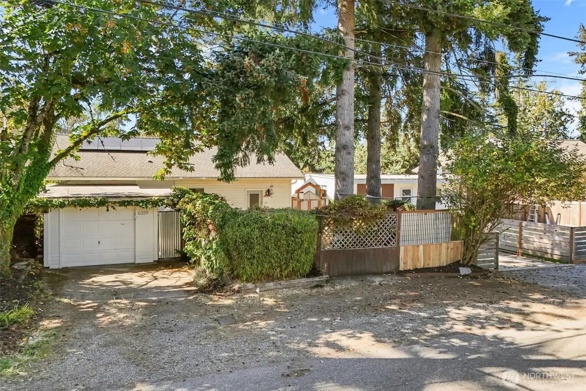 6339 21st Avenue Sw, Seattle, WA 98106 - #1